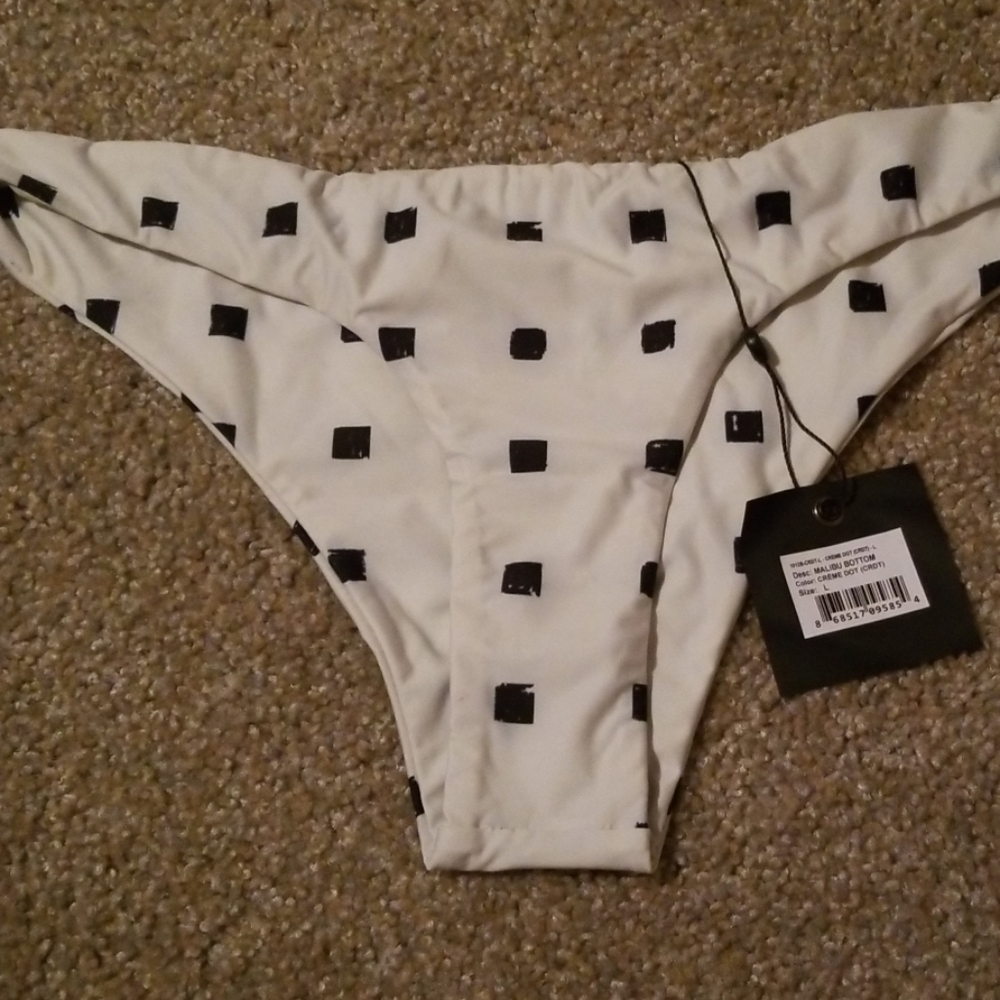 👙 New VS Stone Fox Bikini Set Bandeau & Bottoms - Picture 6 of 8